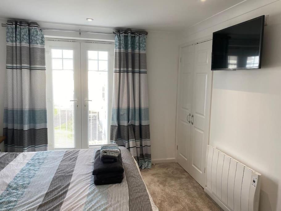 Surf'S Up! Perfect Base For Holidays Or Work In Cornwall St Columb Major Kültér fotó