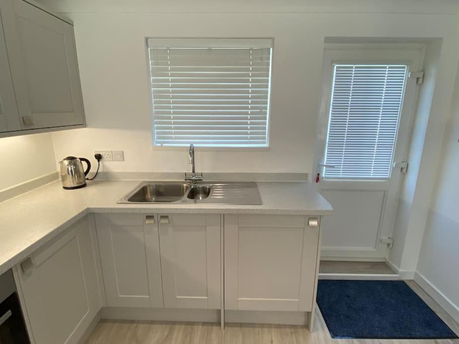 Surf'S Up! Perfect Base For Holidays Or Work In Cornwall St Columb Major Kültér fotó