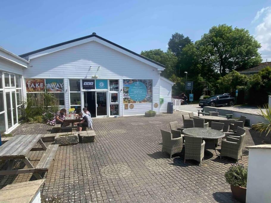 Surf'S Up! Perfect Base For Holidays Or Work In Cornwall St Columb Major Kültér fotó